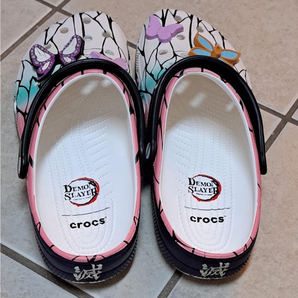 Crocs x Demon Slayer Classic Clogs - Shinobu Kocho edition - Men\'s size 13 main image 8